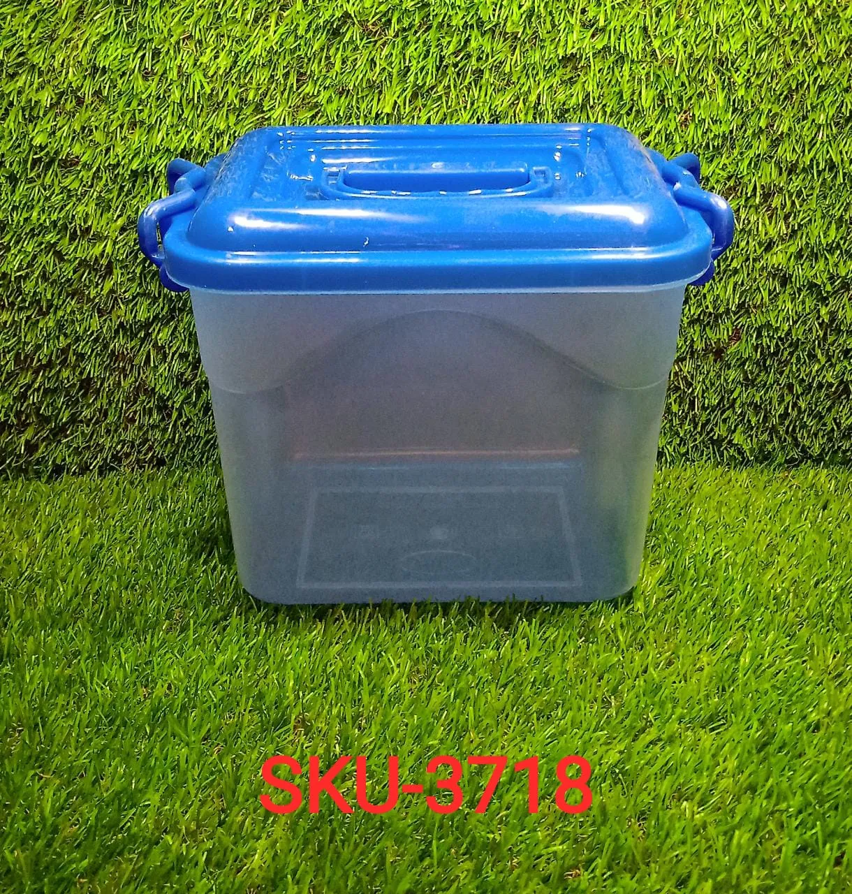 3718 Plastic Storage Container with Lid - 5.5kg