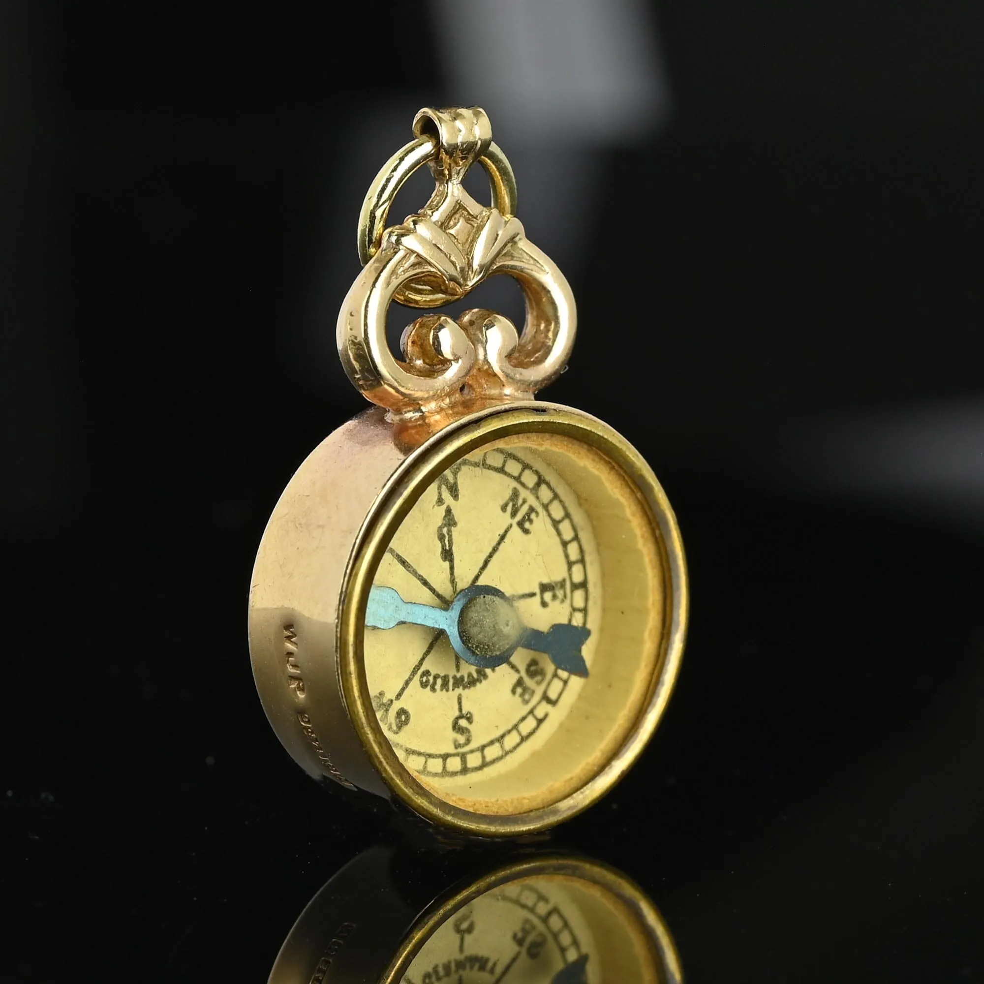 Gold Poseidon Embossed Working Compass Pendant