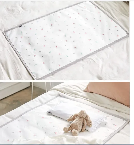 LOLBaby Bamboo Waterproof Mat - Sweet Flower