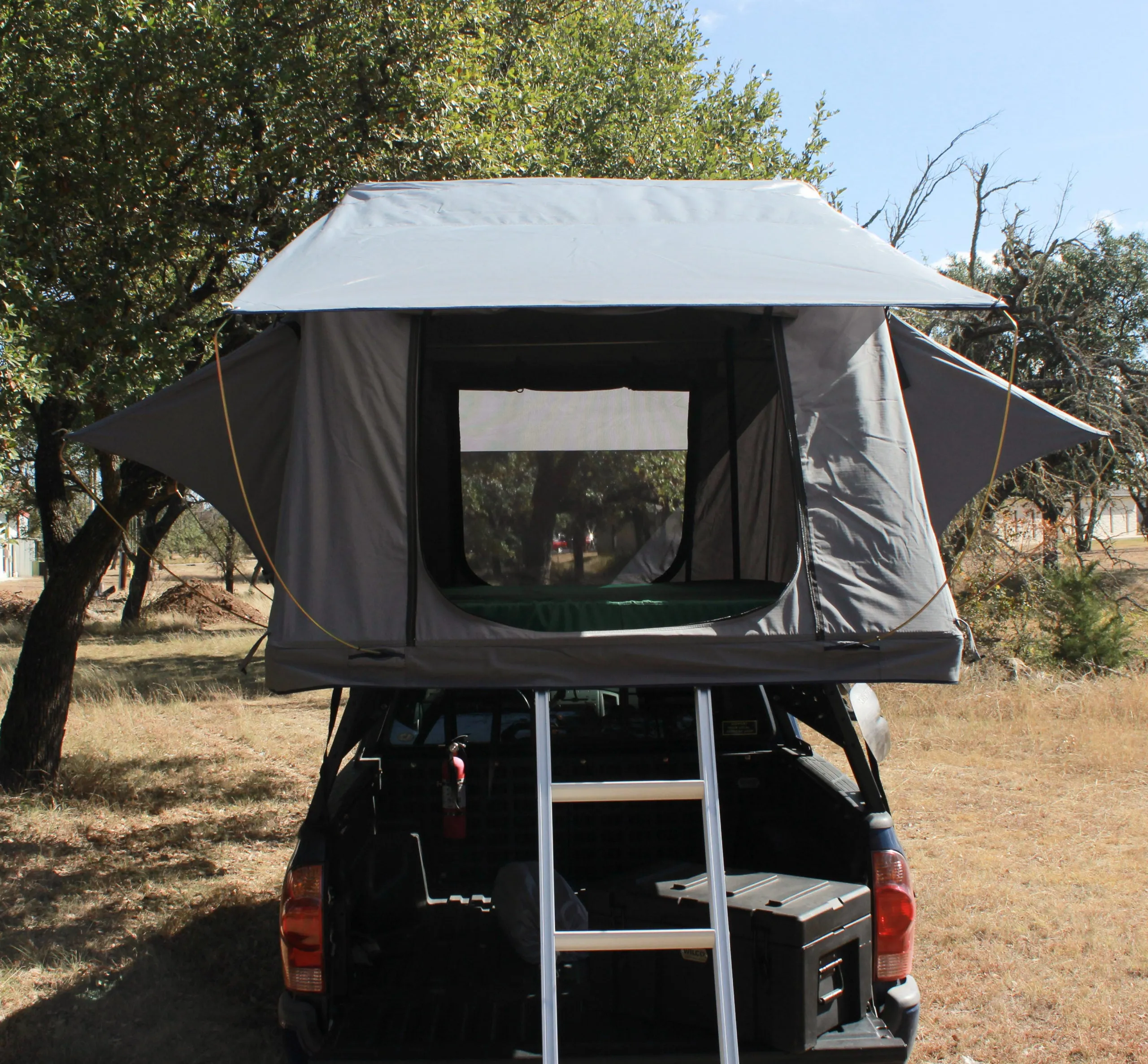 XP1 Roof Top Tent w/ Annex Room